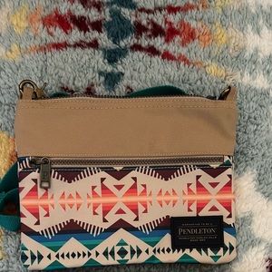 Pendleton Crossbody